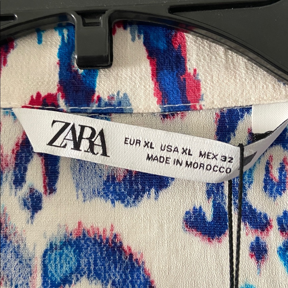 Zara Vibrant Blue and White Blouse size XL brand new length 30” bust 44” - Picture 2 of 12